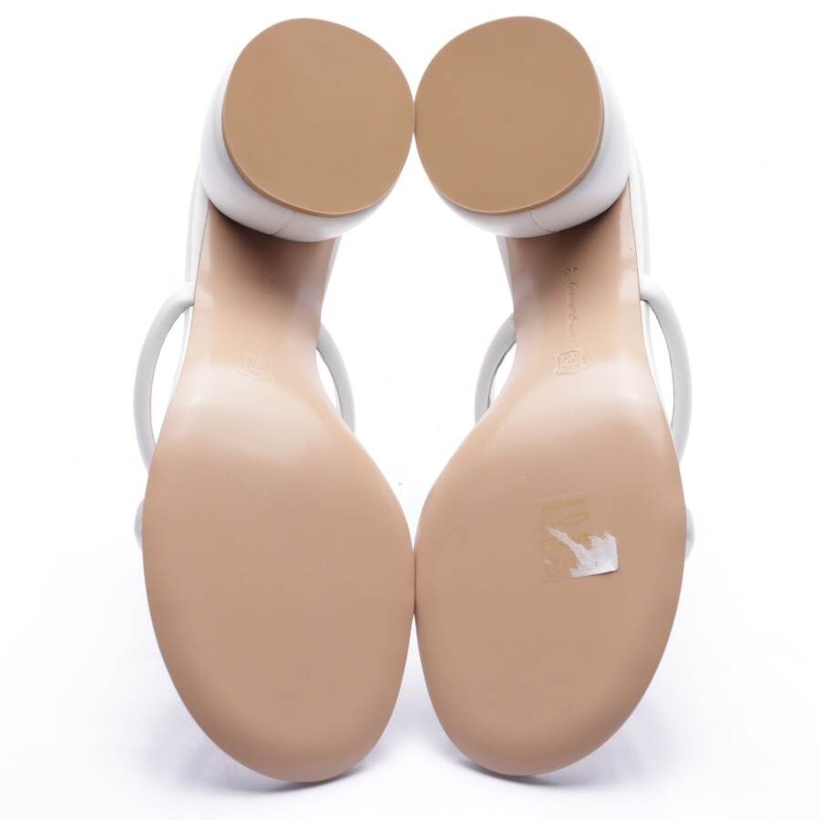 Image 4 of Heeled Sandals EUR 40 White in color White | Vite EnVogue