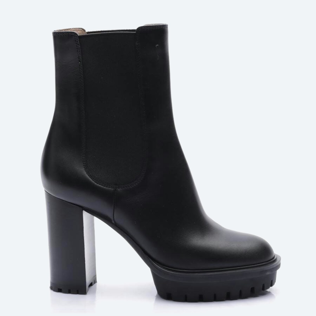 Image 1 of Chelsea Boots EUR 39.5 Black in color Black | Vite EnVogue
