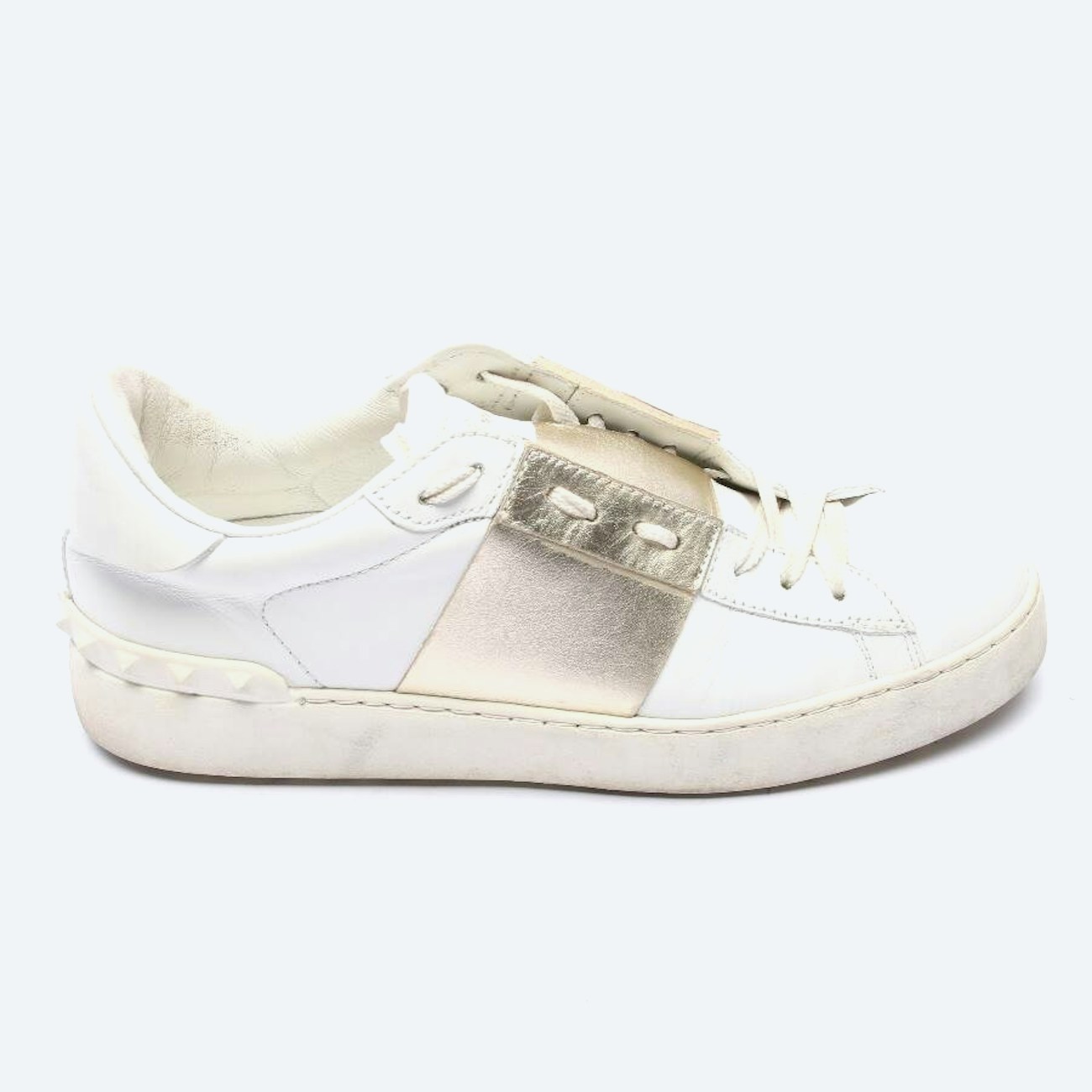 Image 1 of Rockstud Sneakers EUR 40 White in color White | Vite EnVogue