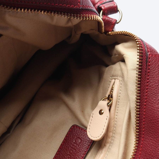 Image 5 of Paraty Shoulder Bag Bordeaux in color Red | Vite EnVogue