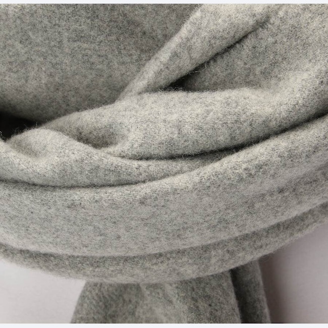 Image 2 of Wool Shawl Gray in color Gray | Vite EnVogue
