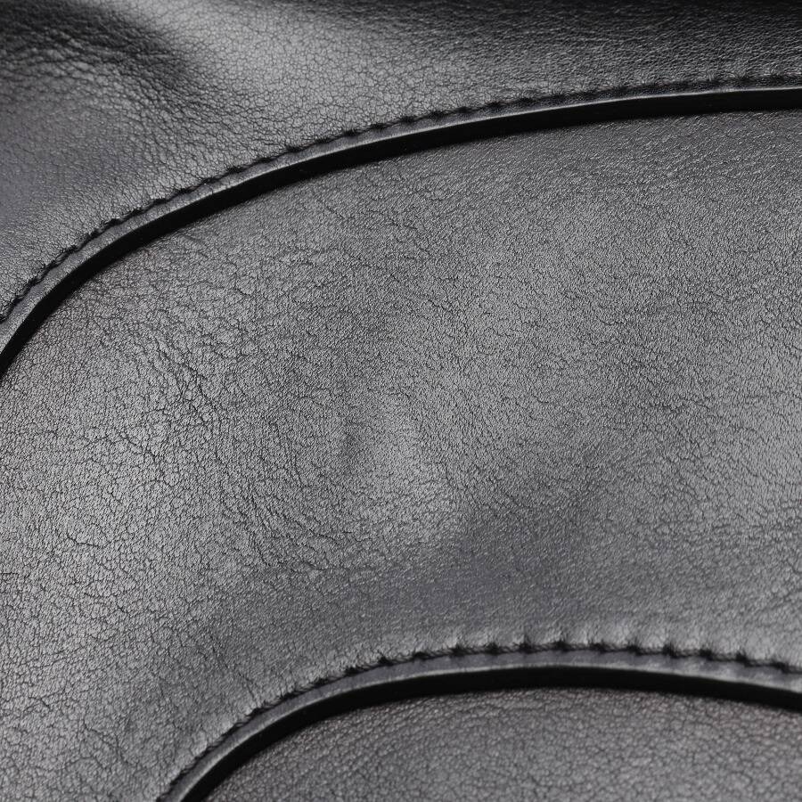 Image 9 of Hayley Shoulder Bag Black in color Black | Vite EnVogue