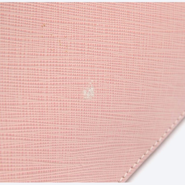 Image 9 of Shoulder Bag Light Pink in color Pink | Vite EnVogue