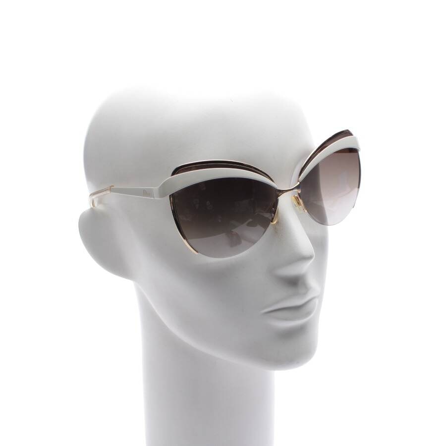 Image 2 of Sunglasses White in color White | Vite EnVogue