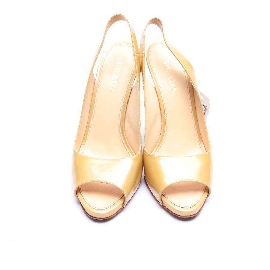 Image 2 of Heeled Sandals EUR 38.5 Beige in color White | Vite EnVogue