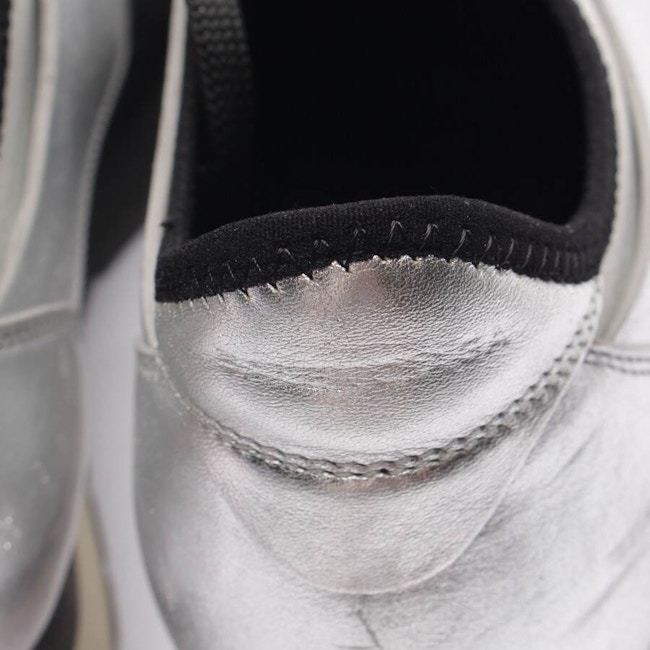 Image 7 of Race Runner Sneakers EUR 35 Silver in color Metallic | Vite EnVogue