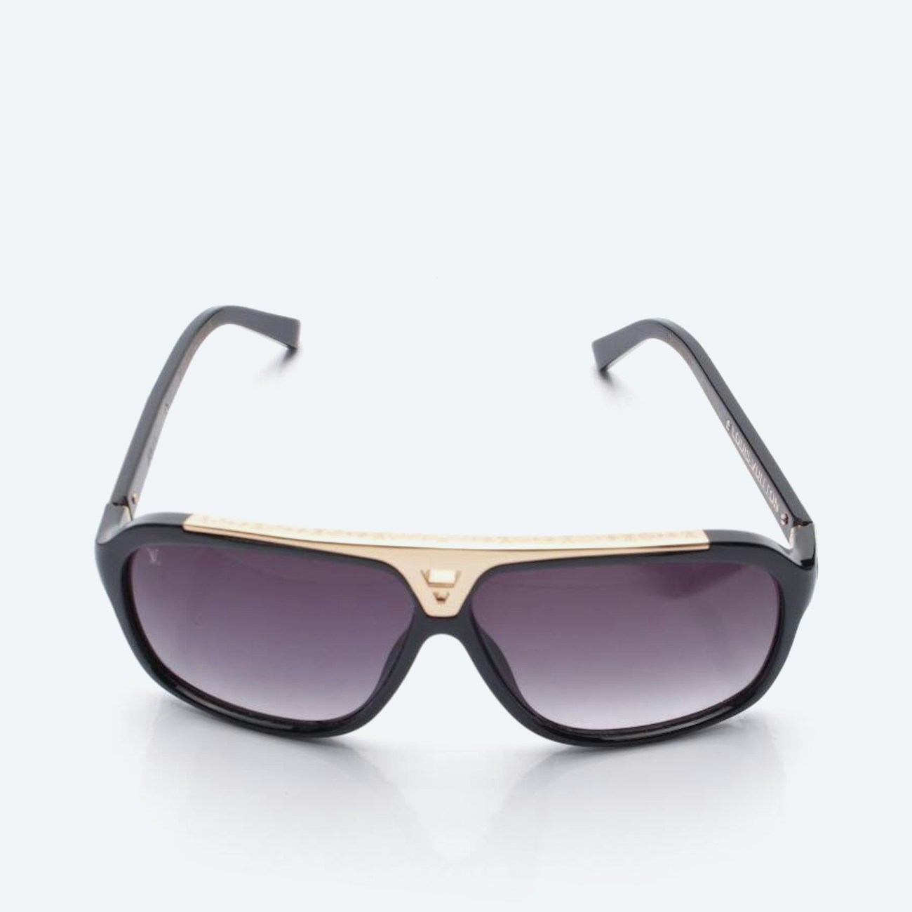 Image 1 of J0615 Sunglasses Black in color Black | Vite EnVogue