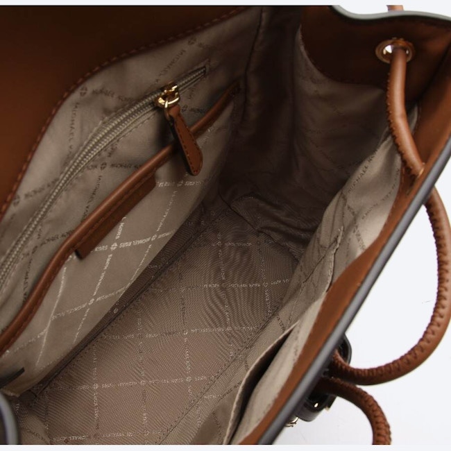 Image 3 of Backpack Dark Brown in color Brown | Vite EnVogue