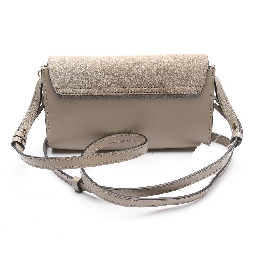 Image 2 of Crossbody Bag Camel in color Brown | Vite EnVogue