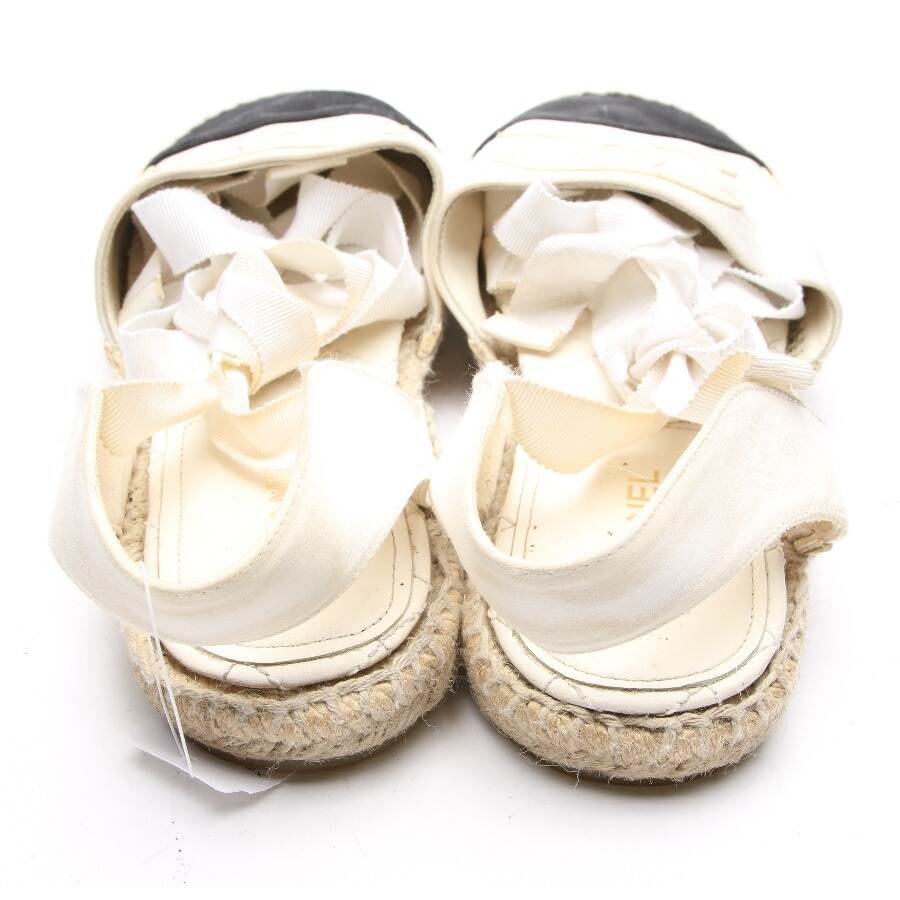 Image 3 of Sandals EUR 41 Cream in color White | Vite EnVogue