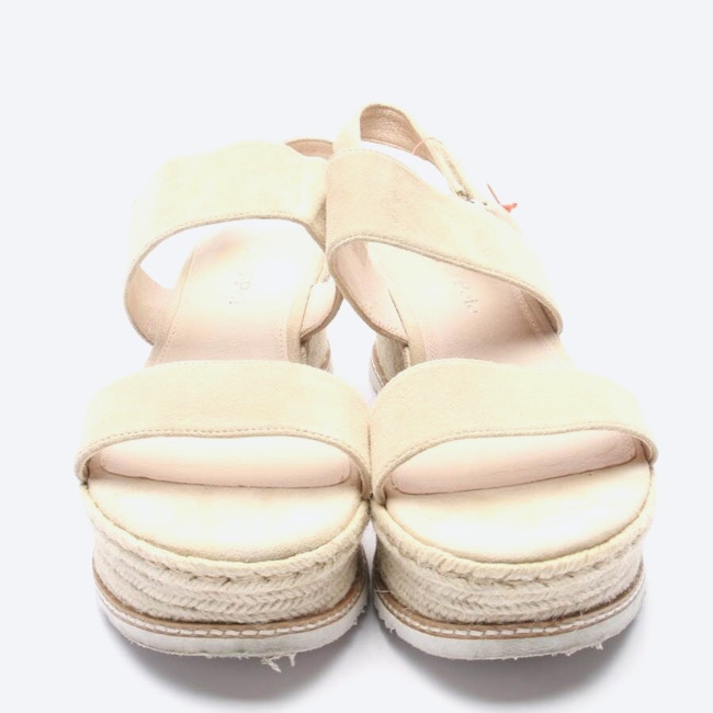 Image 2 of Sandals EUR 41 Beige in color White | Vite EnVogue