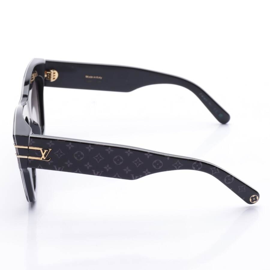 Image 3 of MG0222 Sunglasses Black in color Black | Vite EnVogue