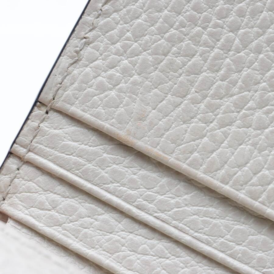 Image 5 of Wallet Beige in color White | Vite EnVogue