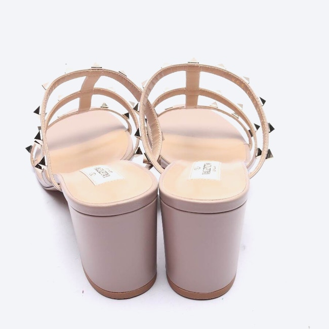 Image 3 of Rockstud Heeled Sandals EUR 40 Nude in color Pink | Vite EnVogue