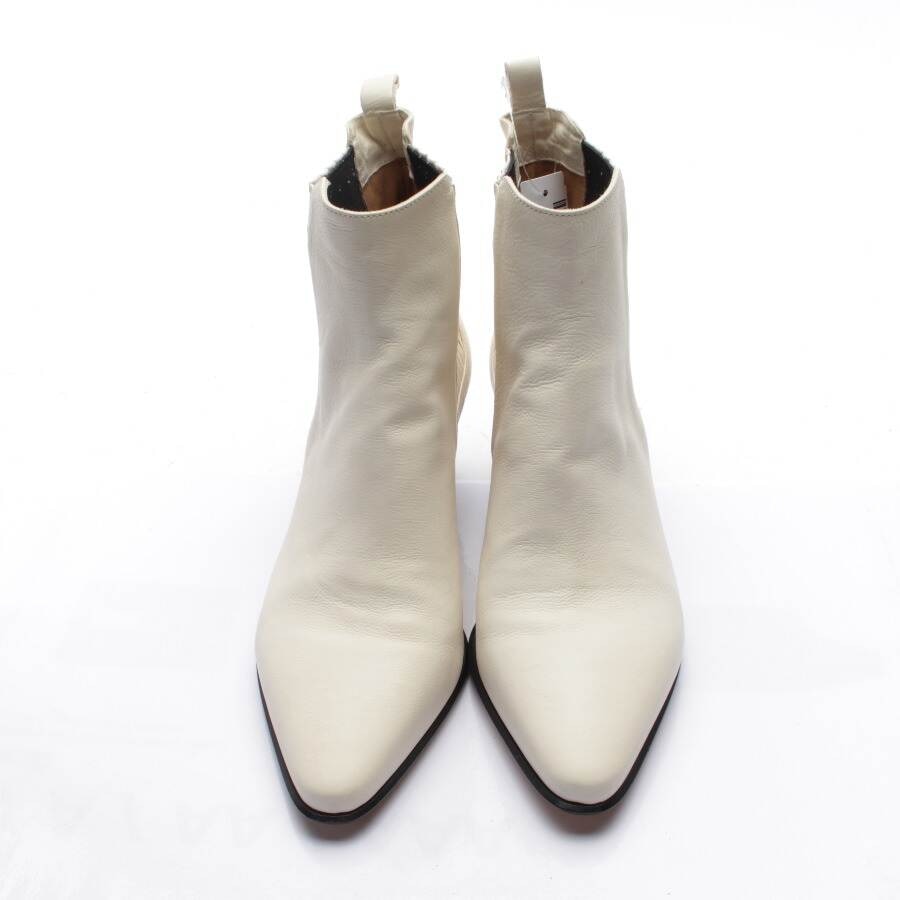 Image 2 of Ankle Boots EUR 39.5 Beige in color White | Vite EnVogue