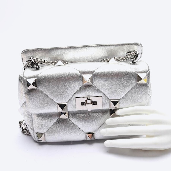 Bild 4 von Rockstud Schultertasche Silber in Farbe Metallic | Vite EnVogue