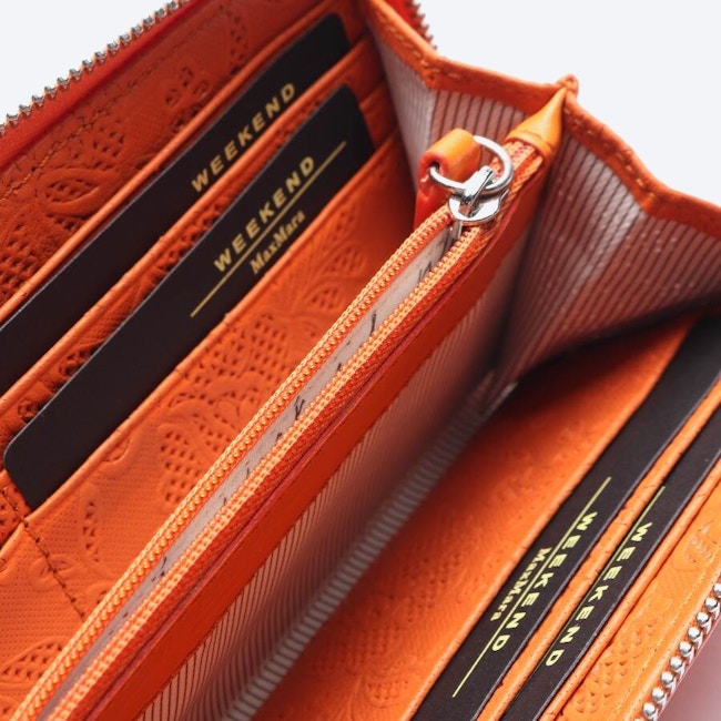Image 2 of Wallet Dark Orange in color Orange | Vite EnVogue