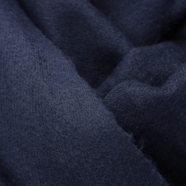 Image 2 of Shawl Navy in color Blue | Vite EnVogue