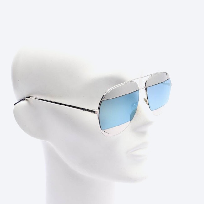 Image 2 of 0103J Sunglasses Silver in color Metallic | Vite EnVogue