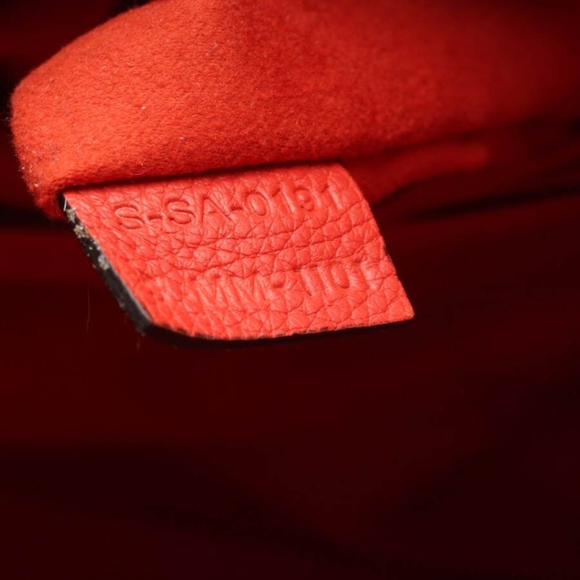Image 6 of Luggage medium Handbag Red in color Red | Vite EnVogue