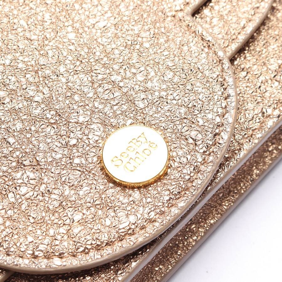 Image 7 of Crossbody Bag Rose Gold in color Metallic | Vite EnVogue