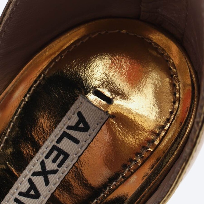Image 5 of Heeled Sandals EUR 37 Gold in color Metallic | Vite EnVogue
