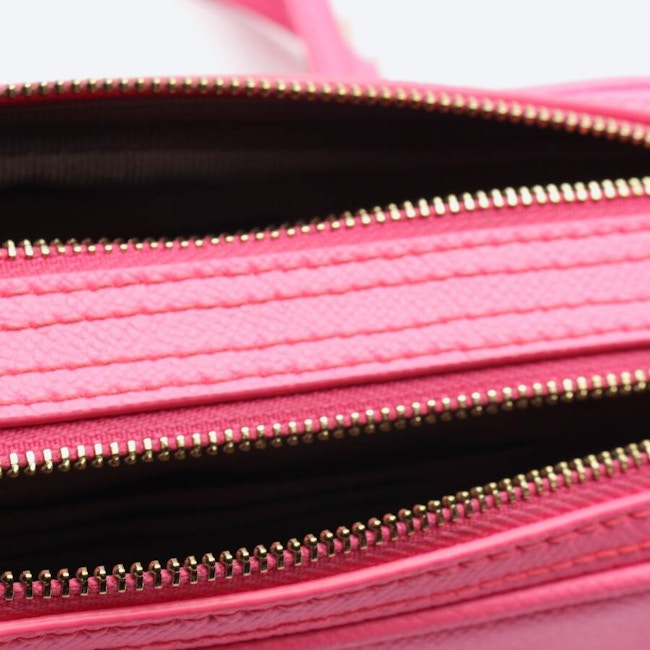Image 3 of Handbag Neon Pink in color Neon | Vite EnVogue