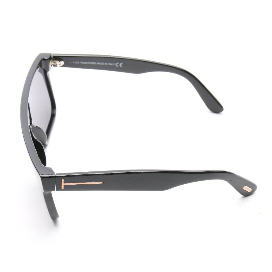Image 3 of Sunglasses Black in color Black | Vite EnVogue