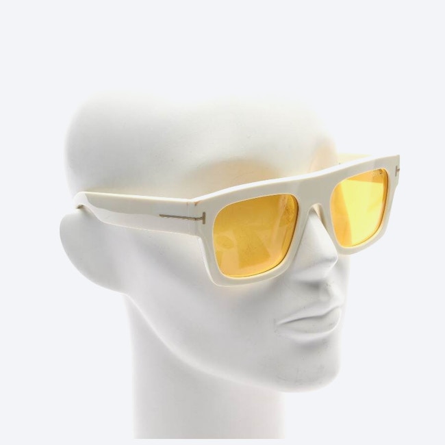 Image 2 of TF711 Sunglasses Cream in color White | Vite EnVogue