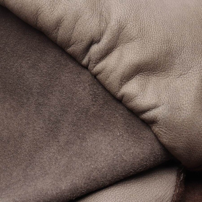 Image 4 of LeatherJacket XS Brown in color Brown | Vite EnVogue
