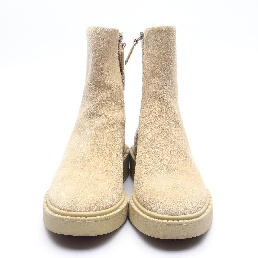 Image 2 of Ankle Boots EUR 35 Beige in color White | Vite EnVogue