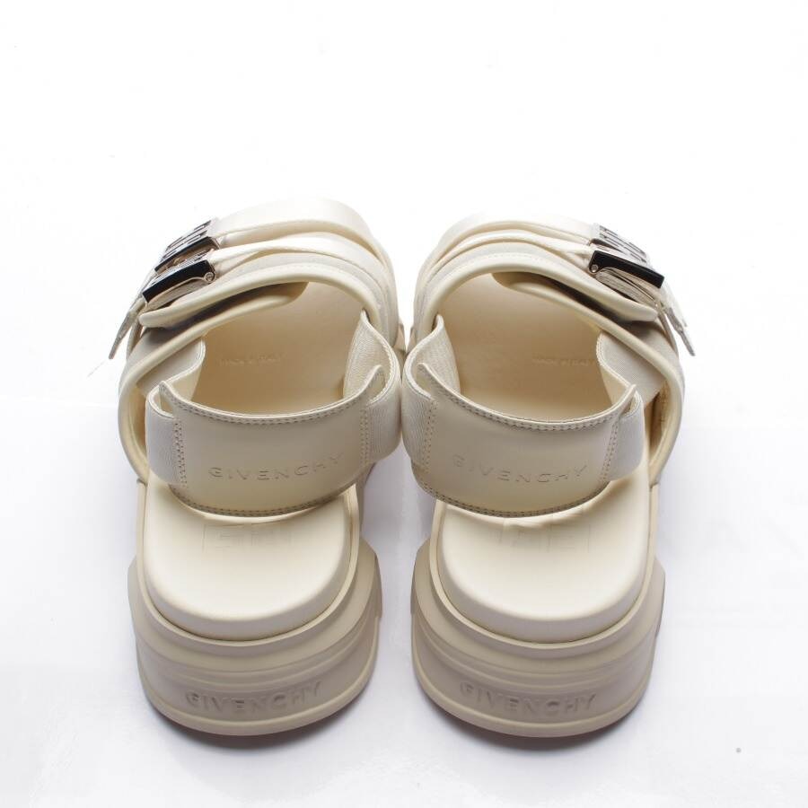Image 3 of Sandals EUR 37 Cream in color White | Vite EnVogue