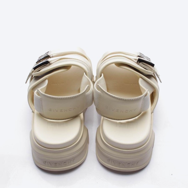 Image 3 of Sandals EUR 37 Cream in color White | Vite EnVogue