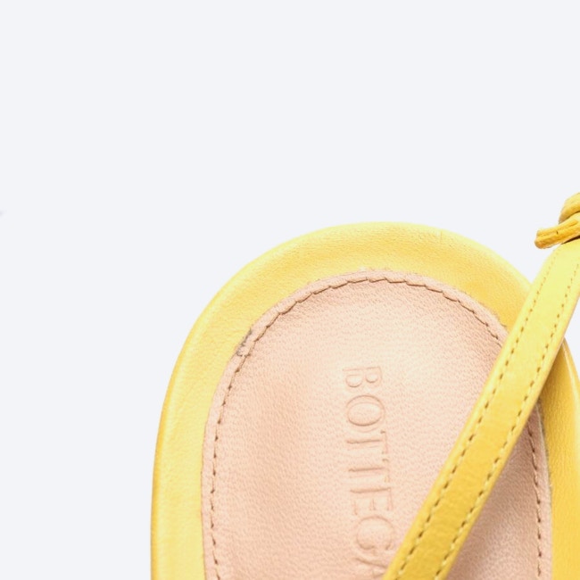 Bild 7 von Sandaletten EUR 40 Gelb in Farbe Gelb | Vite EnVogue