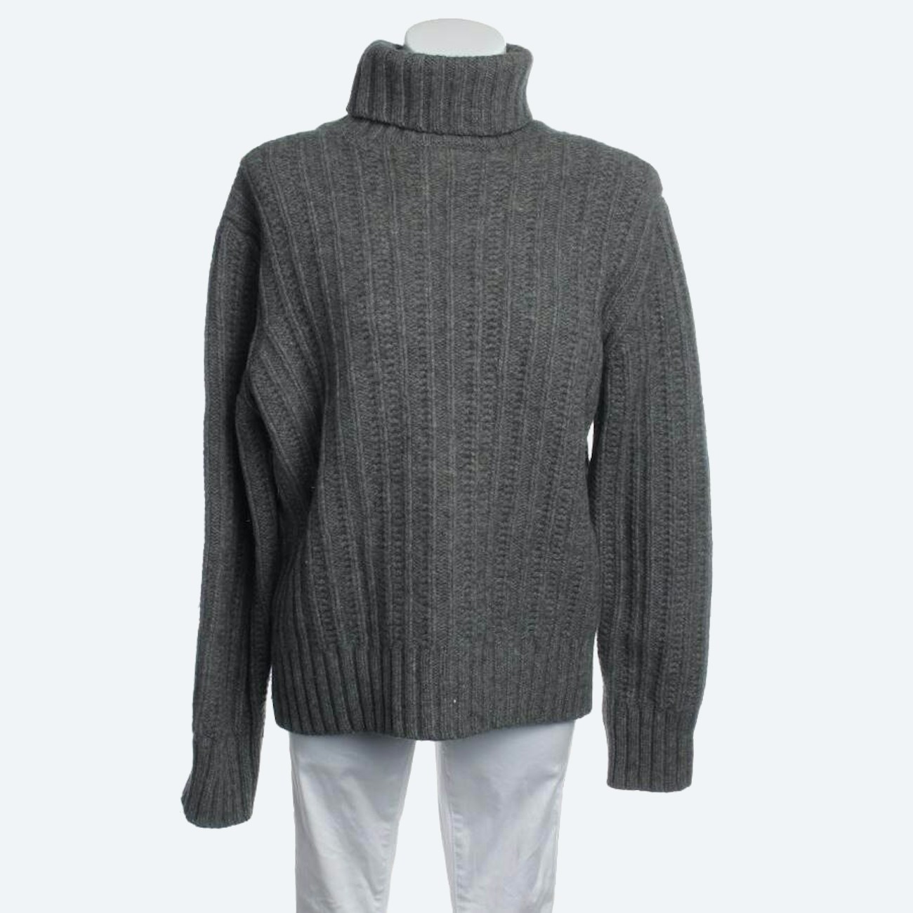 Image 1 of Jumper 48 Gray in color Gray | Vite EnVogue