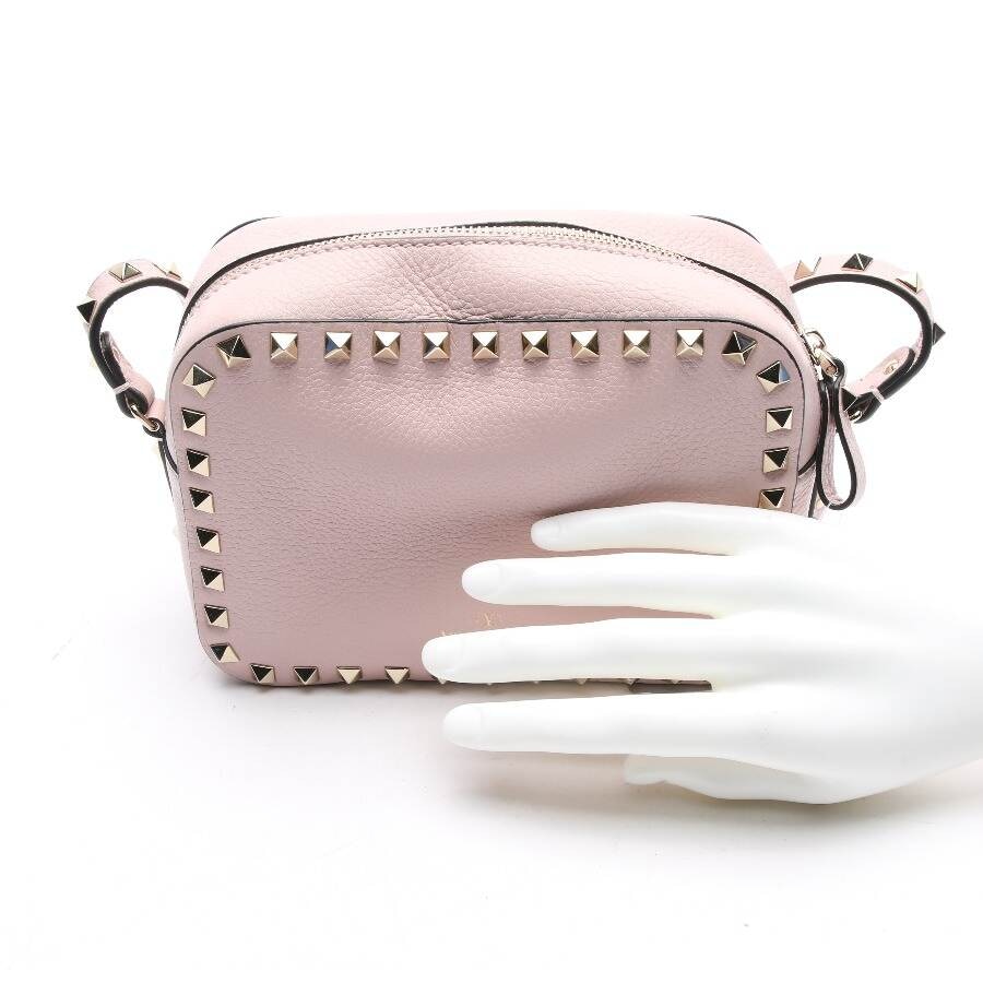 Image 4 of Rockstud Shoulder Bag Pink in color Pink | Vite EnVogue