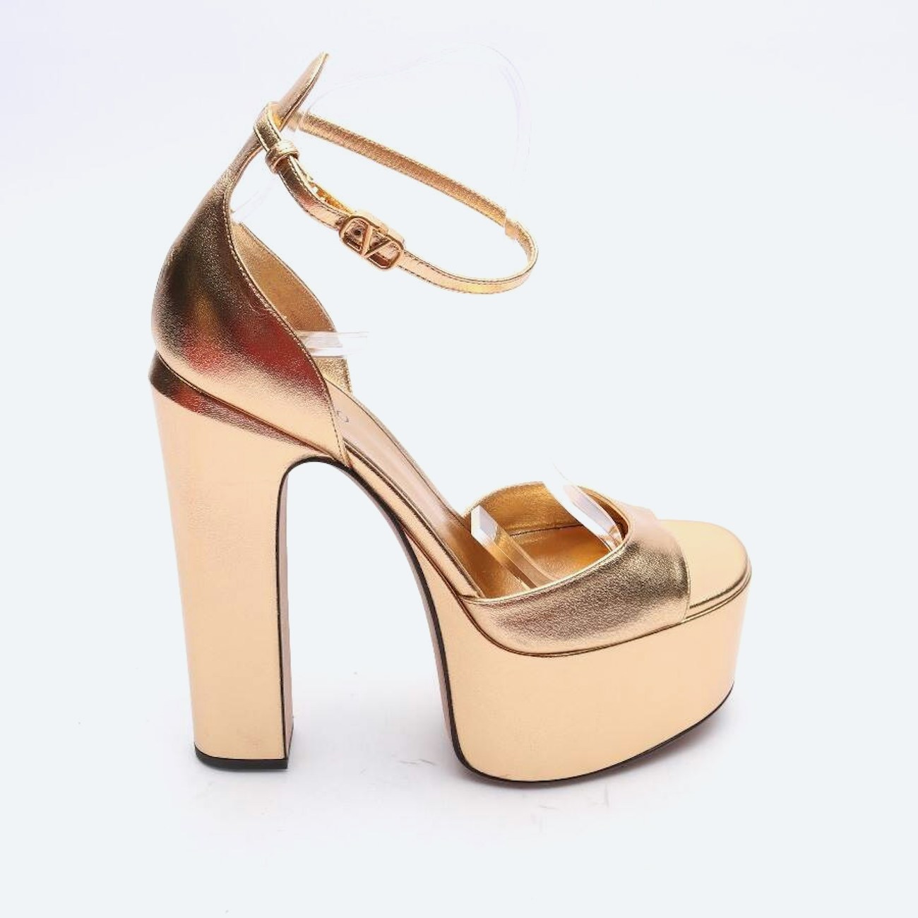 Image 1 of Heeled Sandals EUR 39 Gold in color Metallic | Vite EnVogue