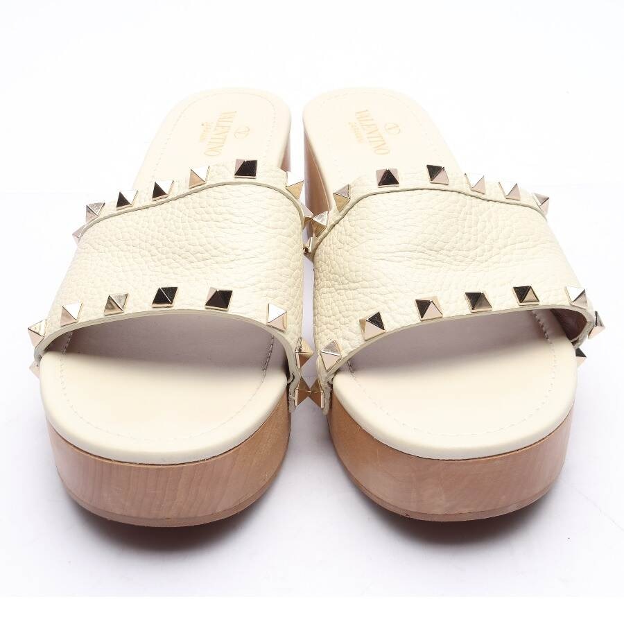 Image 2 of Rockstud Heeled Sandals EUR 39 Beige in color White | Vite EnVogue