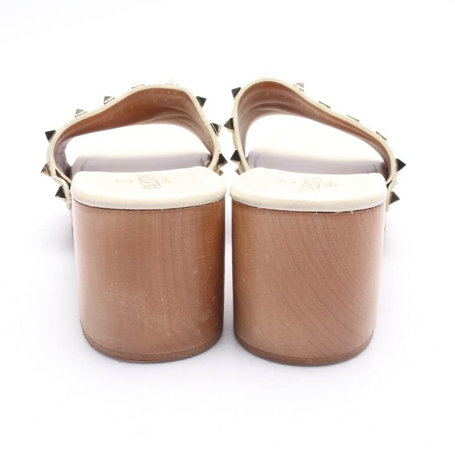 Image 3 of Rockstud Heeled Sandals EUR 39 Beige in color White | Vite EnVogue