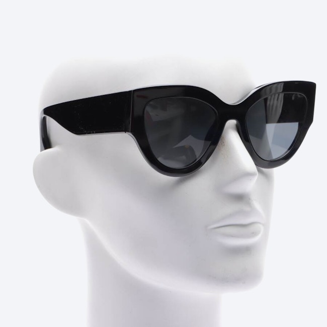 Image 2 of VB628S Sunglasses Black in color Black | Vite EnVogue