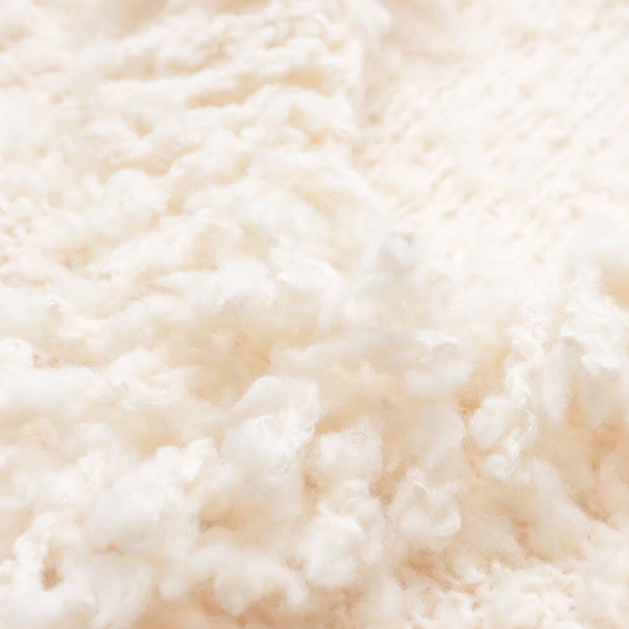 Image 3 of  38 Cream in color White | Vite EnVogue