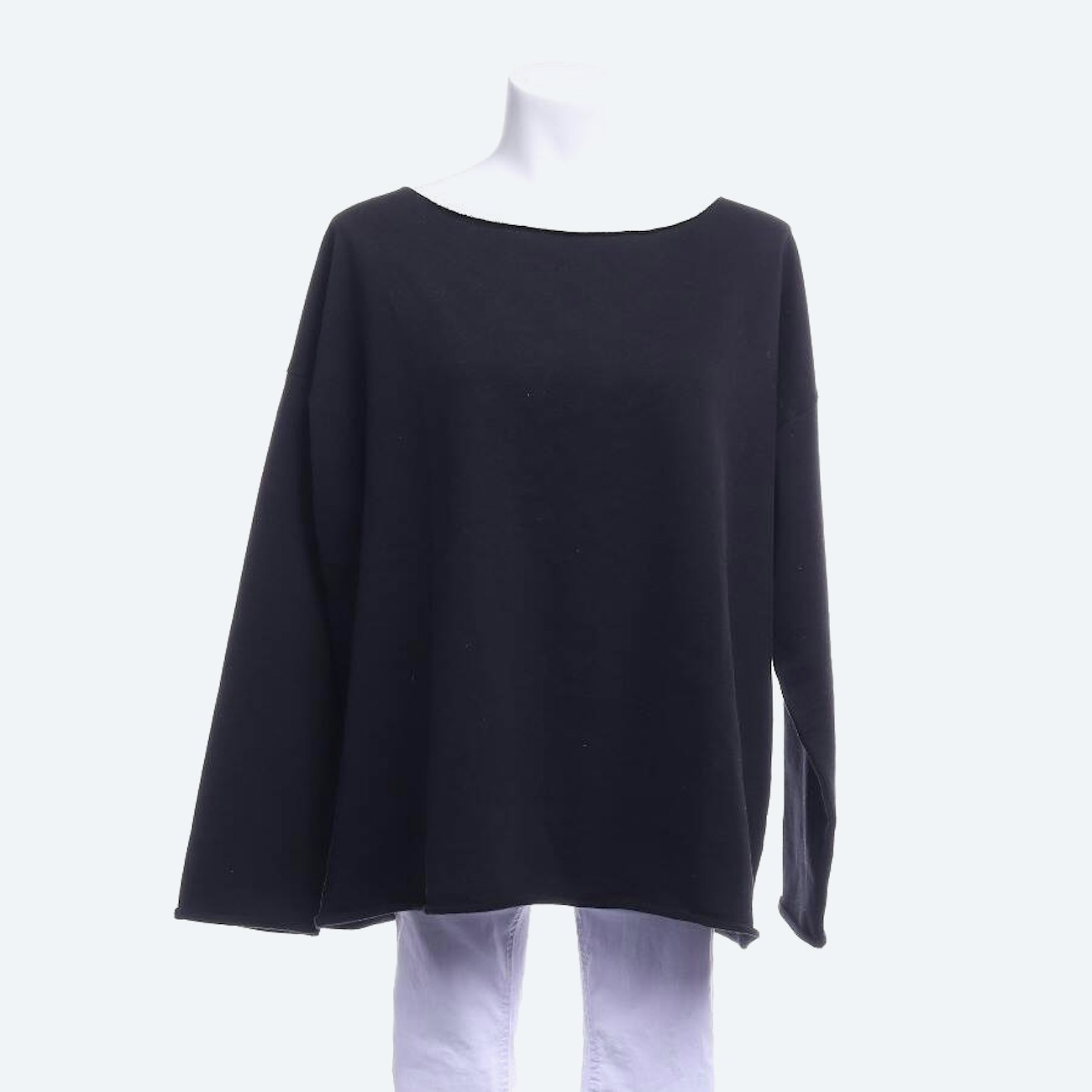 Image 1 of Sweatshirt 2XL Black in color Black | Vite EnVogue