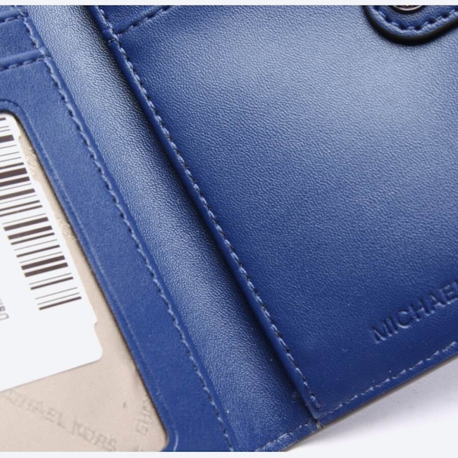 Image 2 of Wallet Blue in color Blue | Vite EnVogue