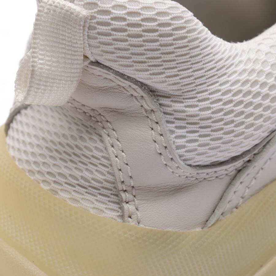 Bild 7 von Triple S Sneaker EUR 39 Beige in Farbe Weiß | Vite EnVogue