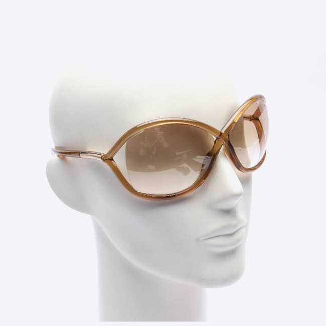 Image 2 of Whitney Sunglasses Brown in color Brown | Vite EnVogue