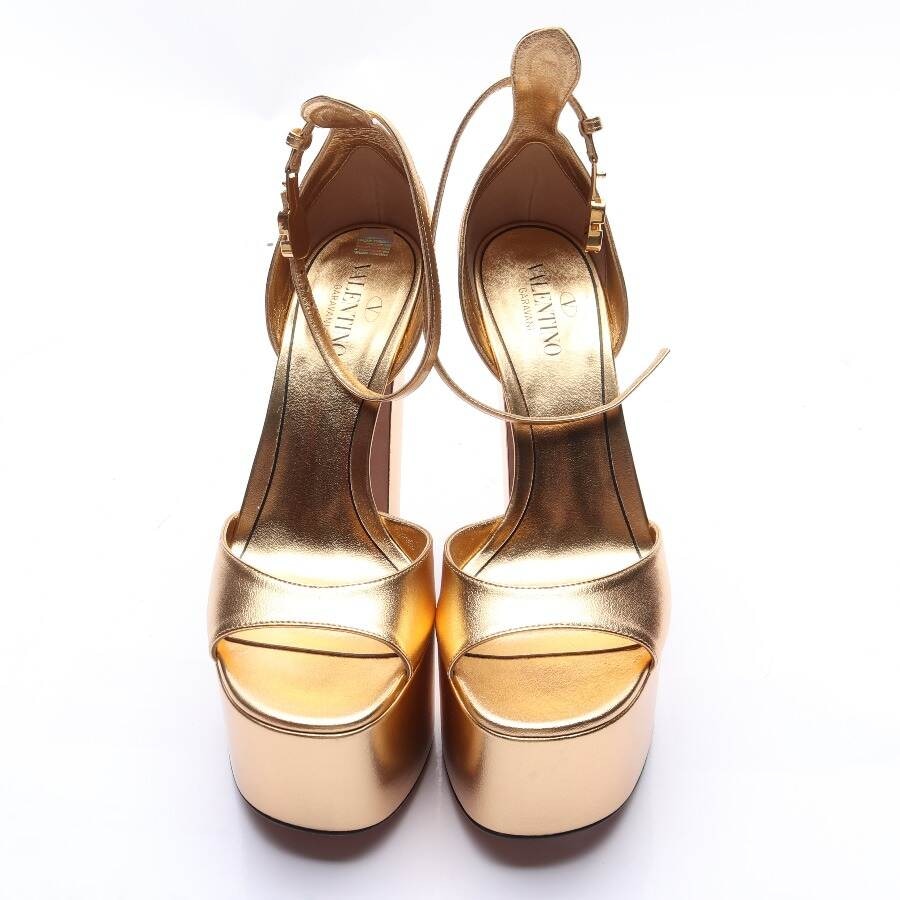 Image 2 of Heeled Sandals EUR 38.5 Gold in color Metallic | Vite EnVogue