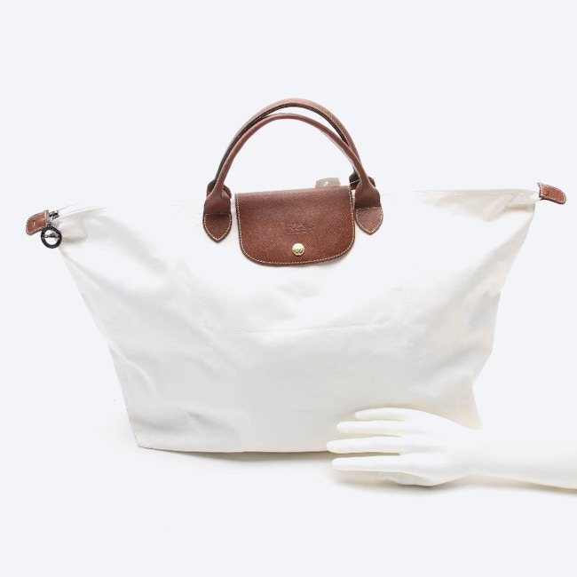Image 4 of Travel Bag Cream in color White | Vite EnVogue