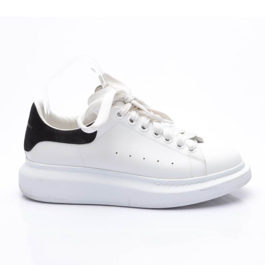 Bild 1 von Oversized Sneaker EUR 39 Weiß in Farbe Weiß | Vite EnVogue