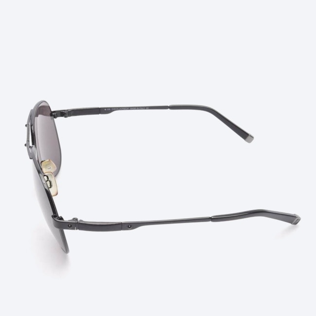 Image 3 of DQ0024 Sunglasses Black in color Black | Vite EnVogue