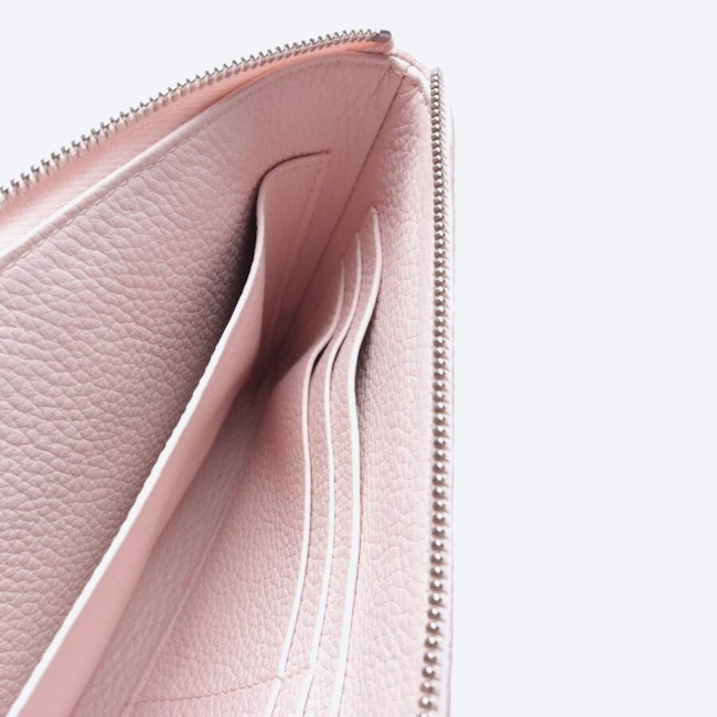 Image 2 of Wallet Light Pink in color Pink | Vite EnVogue